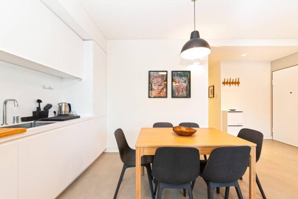 Stylish Apartment by Av. da Liberdade Lisboa Exteriör bild