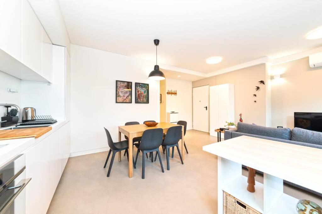 Stylish Apartment by Av. da Liberdade Lisboa Exteriör bild
